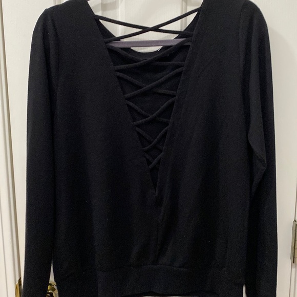 Forever, 21 black sweater longsleeved decorative bag, black size medium - Picture 1 of 2